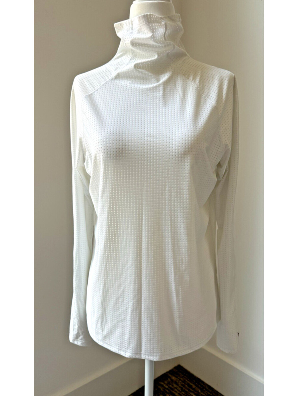 Calia Perforated Performance White Turtleneck Long Sleeve Yoga Activewear